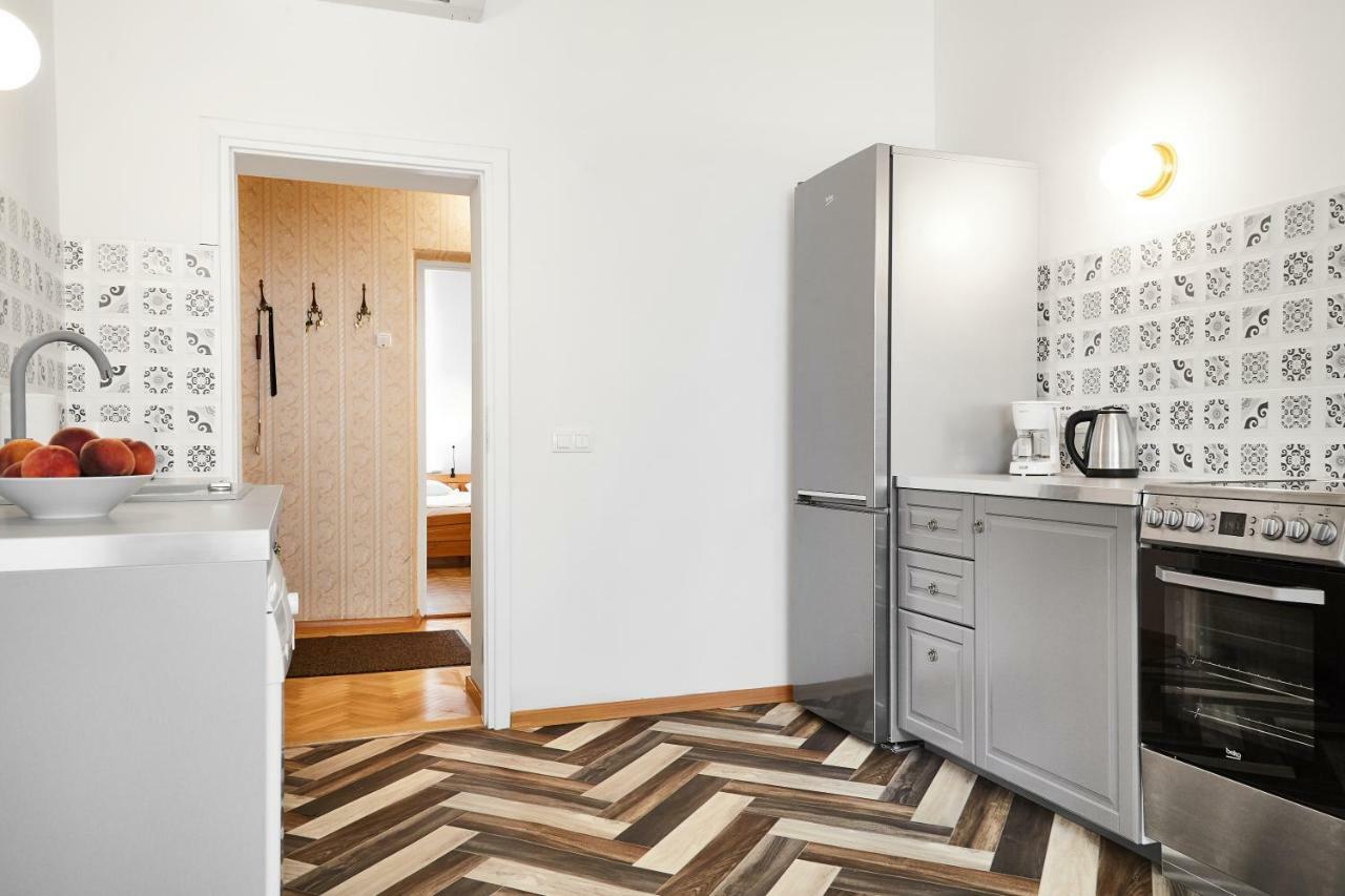 Top Location Apartments Topolowa Street Красков Екстериор снимка